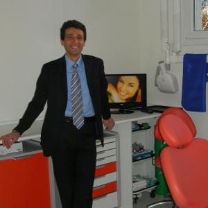 Dr. Andrea Oldani Dentista o Odontoiatra