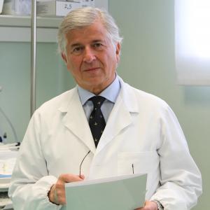 Prof. Silvestro Lucchese Chirurgo Proctologo