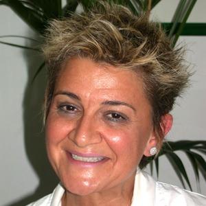 Dr.ssa Anna Maria Della Grotta Dentista o Odontoiatra