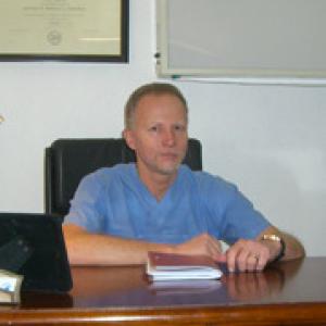 Dr. Paolo Tamaro