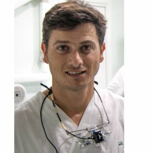 Dr. Lorenzo Iorio Dentista o Odontoiatra