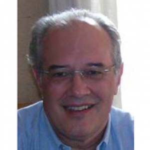 Dr. Aldo Ortensia Nefrologo