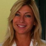 Dr. Ilaria De Simoni Dermatologo