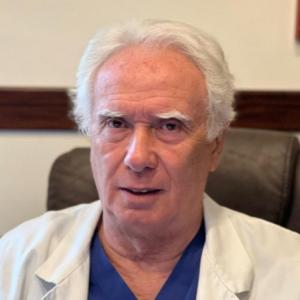 Dr. Mario Giuseppe Clarioni Ortopedico