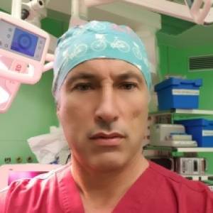 Dr. Emanuele Cotugno Ginecologo