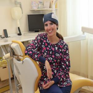 Dr.ssa Claudia Marcantoni Dentista o Odontoiatra