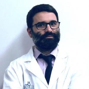 Dr. Julian Balla Urologo