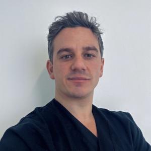 Dr. Michele Nuti Chirurgo Maxillo-facciale