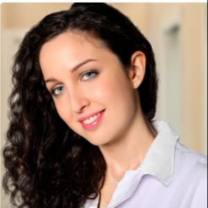 Dr.ssa Cristina Ciardiello Chirurgo Maxillo-facciale