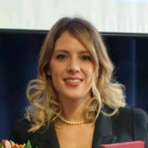 Dr.ssa Elena Cecchi Ginecologo