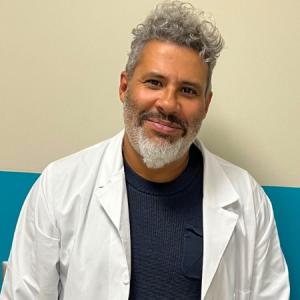 Dr. Ademir Festa Fisiatra