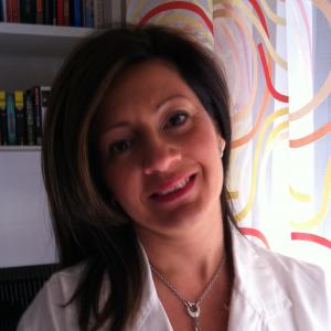 Dr.ssa Giulia Coscione Dermatologo