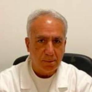 Dr. Claudio Verdura Nefrologo