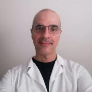 Dr. David Mangeruga Neurologo