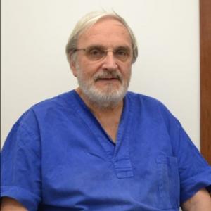 Dr. Andrea Giay Levra Dentista o Odontoiatra