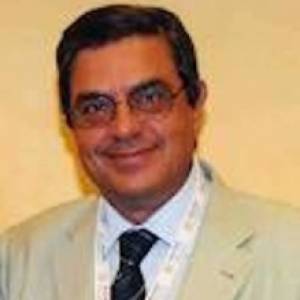 Prof. Francesco Maiuri Neurochirurgo