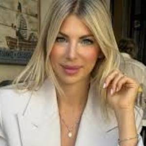 Dr.ssa Erika Caldaria Pediatra