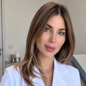 Dr.ssa Erika Caldaria Pediatra