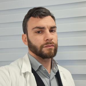 Dr. Fausto Esdra Cardiologo