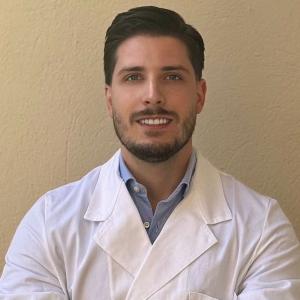 Dr. Alberto Valentino Dermatologo