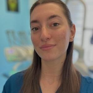 Dr.ssa Alice Pasi Igienista dentale