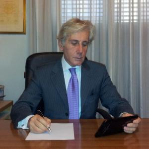 Dr. Ennio Scotto Di Carlo Chirurgo Proctologo