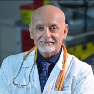 Dr. Ramin Namavar Angiologo