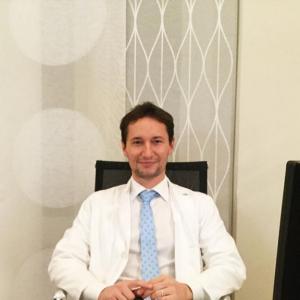 Dr. Antonio Calabrese Oculista