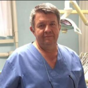 Dr. Alberto Podestà Dentista o Odontoiatra