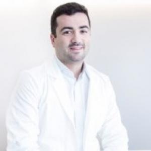 Dr. Marco De Angelis Dentista o Odontoiatra
