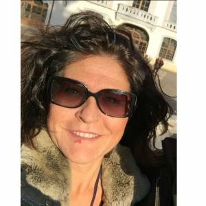 Dr.ssa Elisabetta Antonelli Dentista o Odontoiatra
